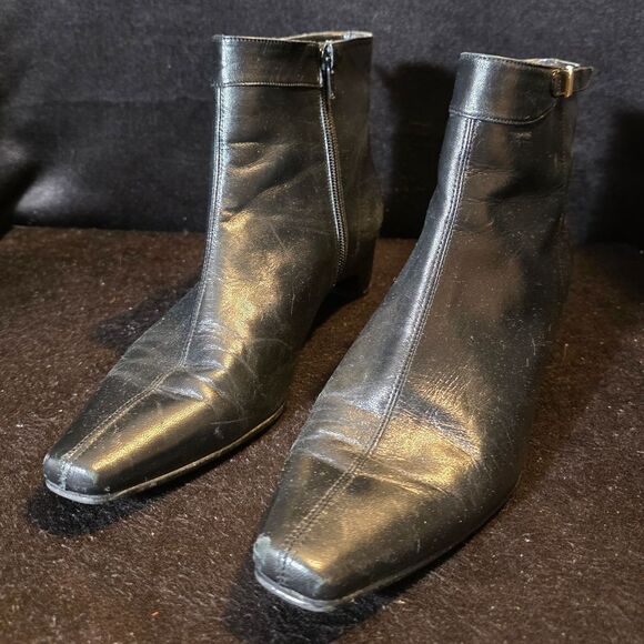 Etienne Aigner Black Ankle Boots Womens 8m - Picture 2 of 10